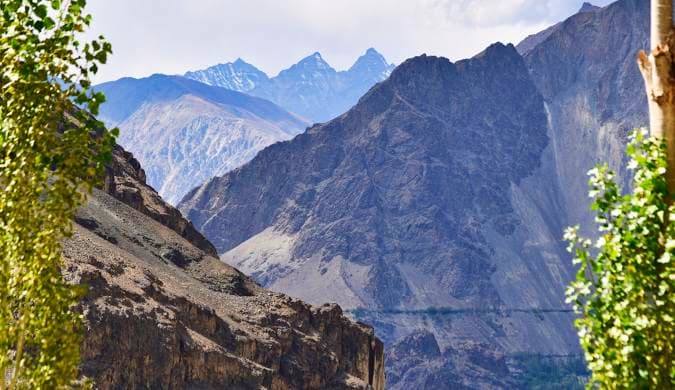 Nubra Valley – Turtuk, Thang Village & Zero Point